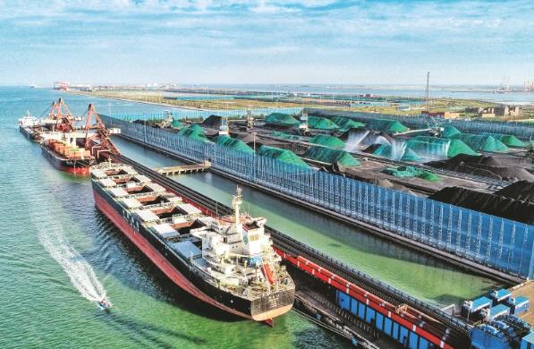 天津作為中國的重要港口城市，在海運業(yè)發(fā)展方面一直擔(dān)當(dāng)著重要角色
